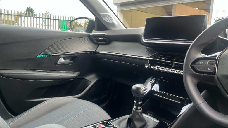 Peugeot 208 1.2 PureTech 100 Allure Premium + 5dr Petrol Hatchback